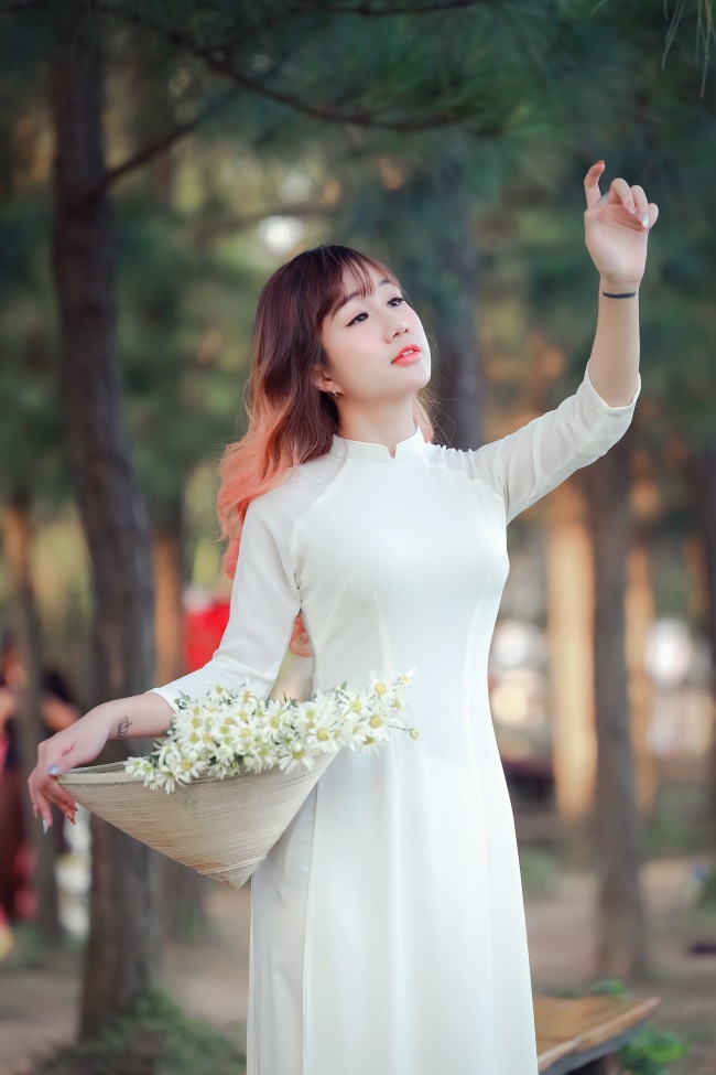 96间房主跳舞 侦探游戏
